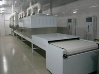 山東某廠家定制醫藥粉劑干燥專用設備