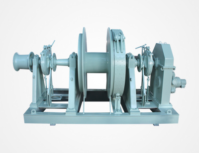 Hydraulic Anchoring and Towing Winch
