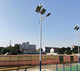 風電兩用太陽能路燈