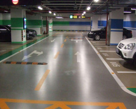 鹤壁停车场车位划线