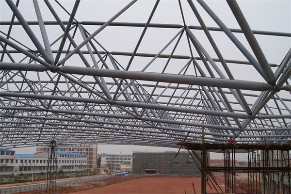 新疆钢结构网架