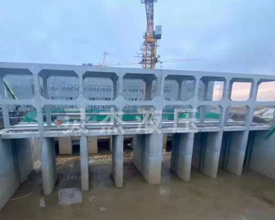 蘇州卷揚式提升閘門3.8米高4.2寬通化市