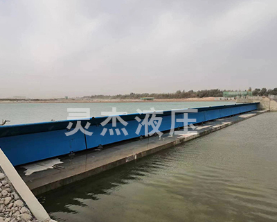 北京液壓景觀壩2.5高86米寬