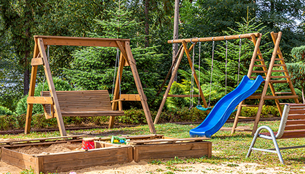 How to clean and maintain the wooden swing