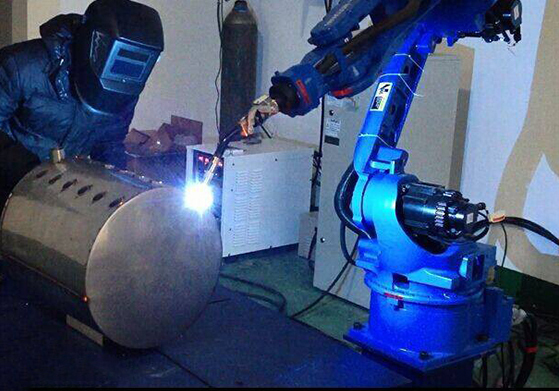 威海焊接机器人