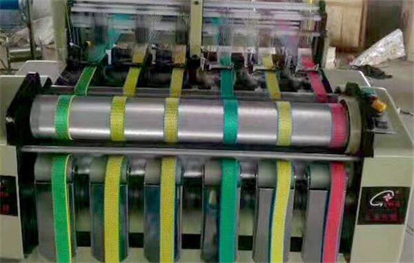 織帶機廠家制作織帶的特點介紹