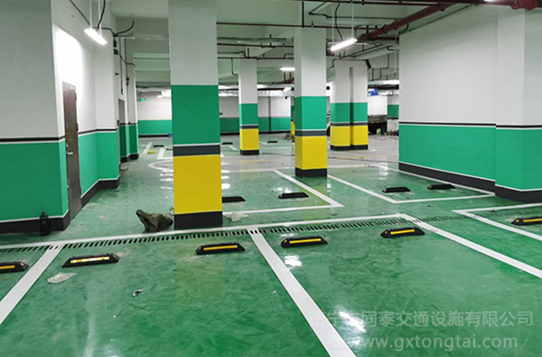 桂林停车场地坪设计