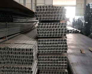 深圳槽钢价格多少钱一吨