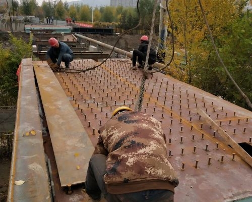 新疆西宁钢结构厂房漏水隐患有哪些