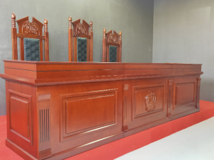 法庭审判桌椅
