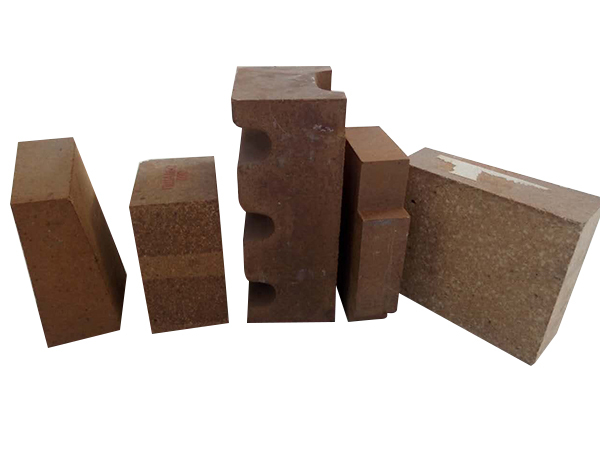 Features of magnesia carbon brick