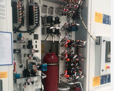 大型数控加工中心气液控制板