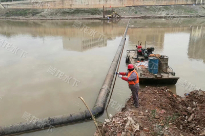 2017年10月南寧邕高污水提升泵站過八尺江沉管工程