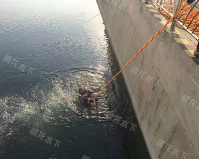 重庆潜水员堵漏