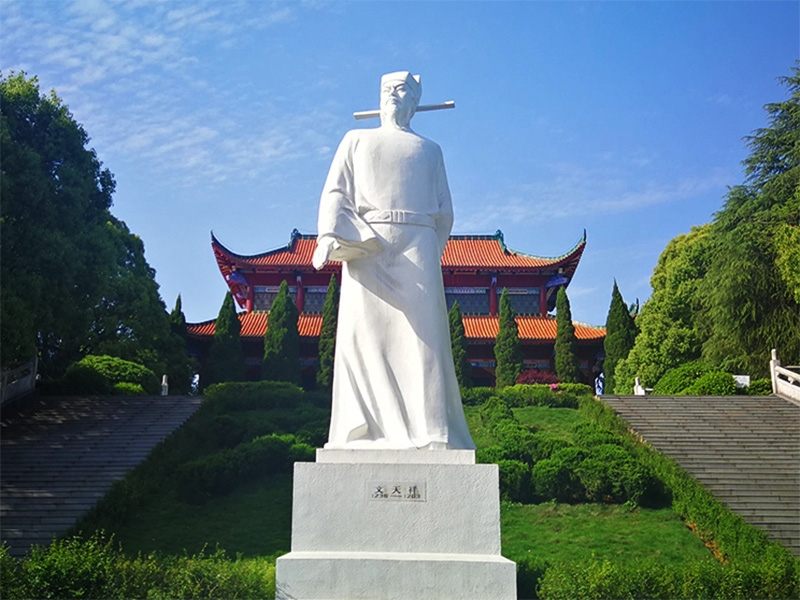 麗江文天祥石雕像