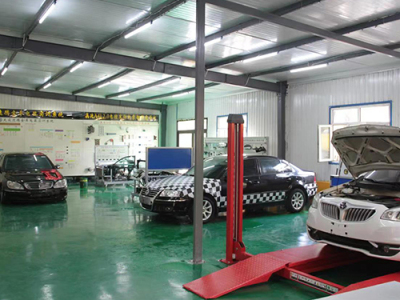 Daqing automobile maintenance training