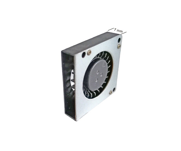 Small cooling fan
