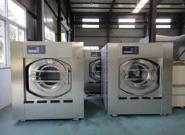 你以為工業洗衣龍就是比家用洗衣機容量大一點兒那么簡單嗎？