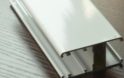 影響鋁型材堿蝕刻速率的因素和控制方法