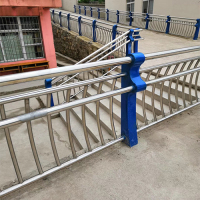 不锈钢护栏安装