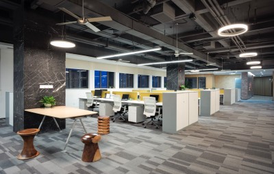 办公室装修设计风格化和年轻现代化相结合
