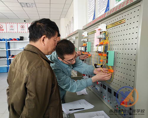 新疆电工培训