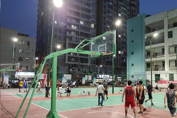 深圳室外篮球场
