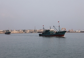 压实责任靠前服务，完善措施强化管理  公司切实做好开捕期间渔港渔船管控工作
