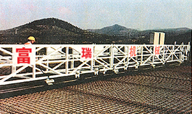 采用激光超声波摊铺机施工桥面铺装方案