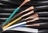内蒙古电缆指由一些绝缘材料包覆的导体多数用于输送电力或信号