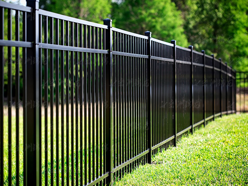 锌钢防护栏的五大优势是什么？