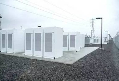 寧夏美國中西部地區開發的一個太陽能+液流電池儲能系統投運