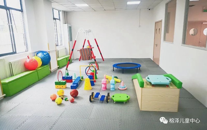 天津自闭症学校——自闭症儿童在家如何进行家庭训练？这几点很重要！