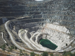 煤礦人員定位系統現已成為各個礦山所需