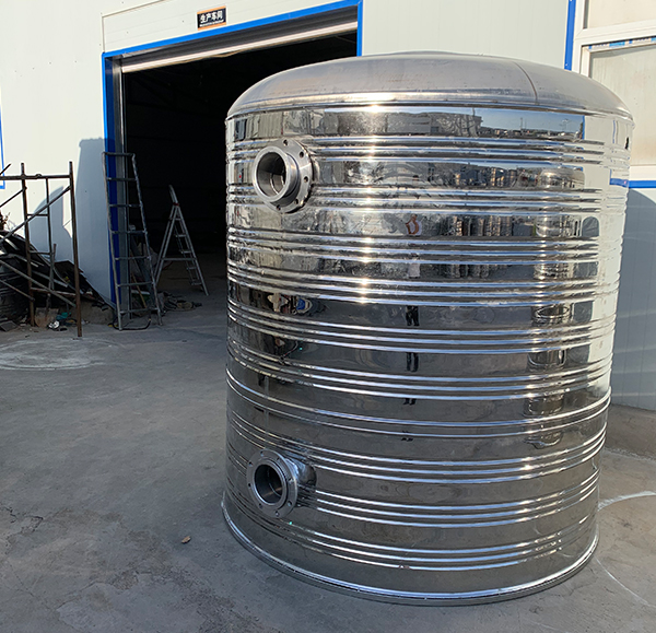 泰安不锈钢圆形保温水箱