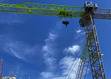 錫林浩特塔吊租賃公司——塔吊的組成部分、工作原理、應用及安全注意事項