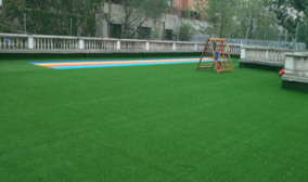 济南市市中区七里山托育园人造草皮铺装案例