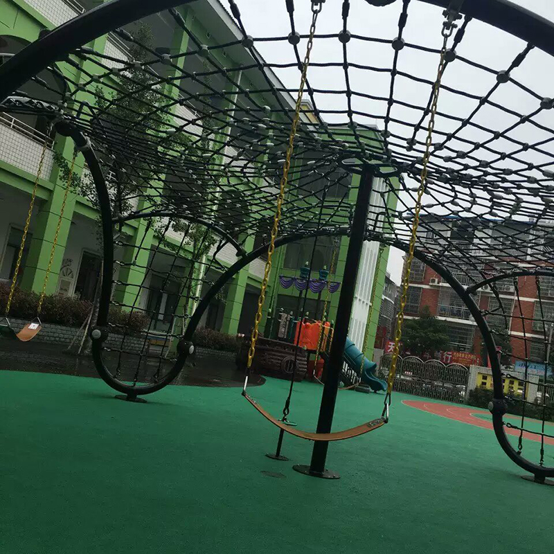兒童體能攀爬網
