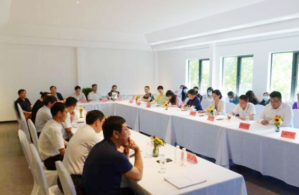 В Пекине прошел семинар Liaoning Jinruiming Medical Technology Co., Ltd. по интегрированному решению многосценарной мобильной ПЦР-лаборатории на базе искусственного интеллекта