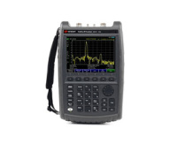N9937A FieldFox 手持式微波频谱分析仪，18 GHz