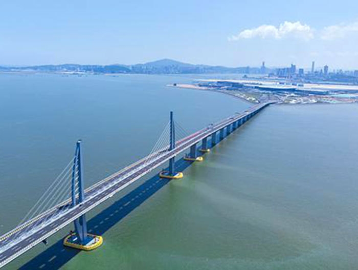 广东港珠澳大桥钢防护中交二公局一公司