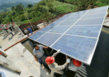 17kw photovoltaic power generation poverty alleviation project in Xiagang village, xialeng Town, Longzhou County