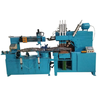 Automatic welding machine for spiral net cover