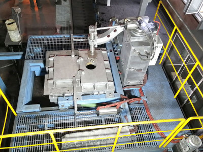 上海重力鑄造機