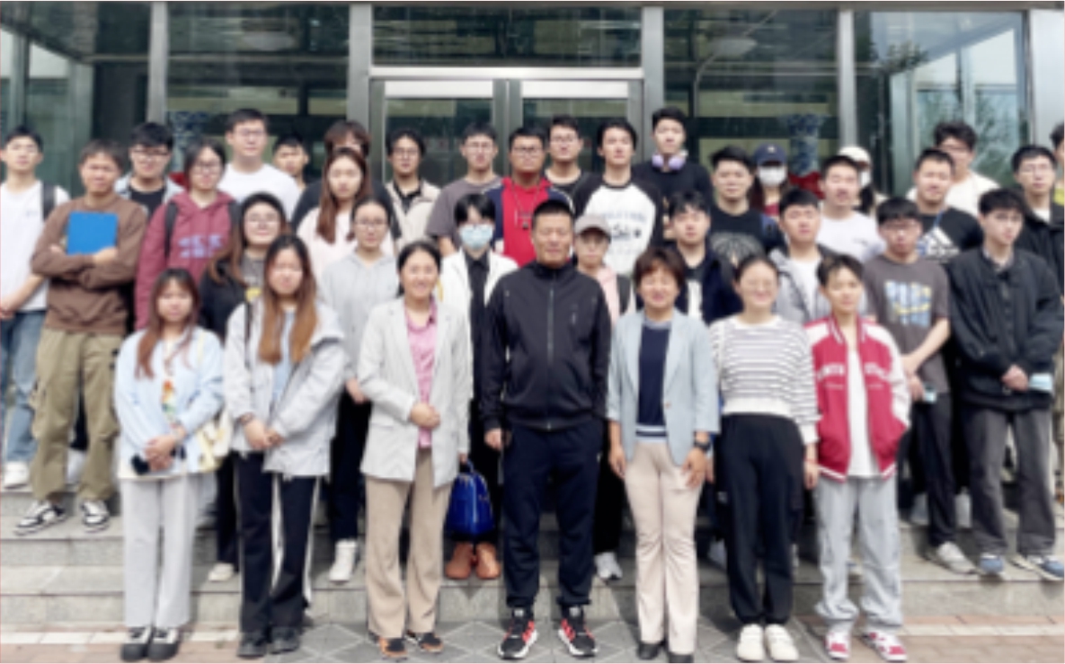东北林业大学野生动物学院师生到黑龙江禾丰参观交流