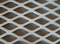 Corrosion resistant heavy steel plate mesh