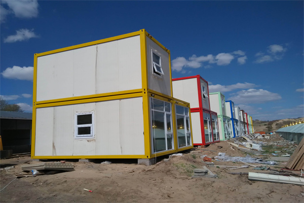新疆集装箱活动房厂家