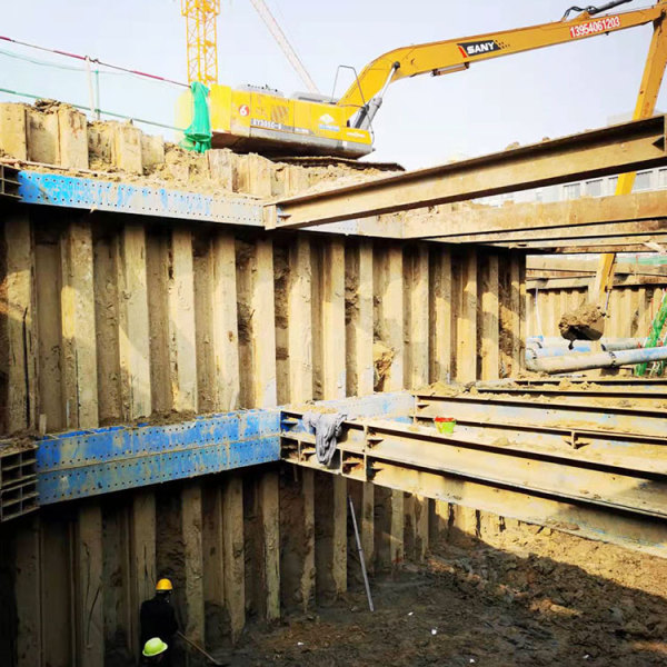 在济南钢板桩基坑围堰施工中会遇到哪些问题？