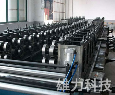 深圳梯式电缆桥架成型机生产线