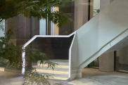 重庆设计艺术楼梯的坡度需要考虑哪几个方面
